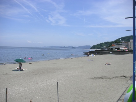 日本で初めて公認海水浴場とされたのが二見浦海水浴場です！